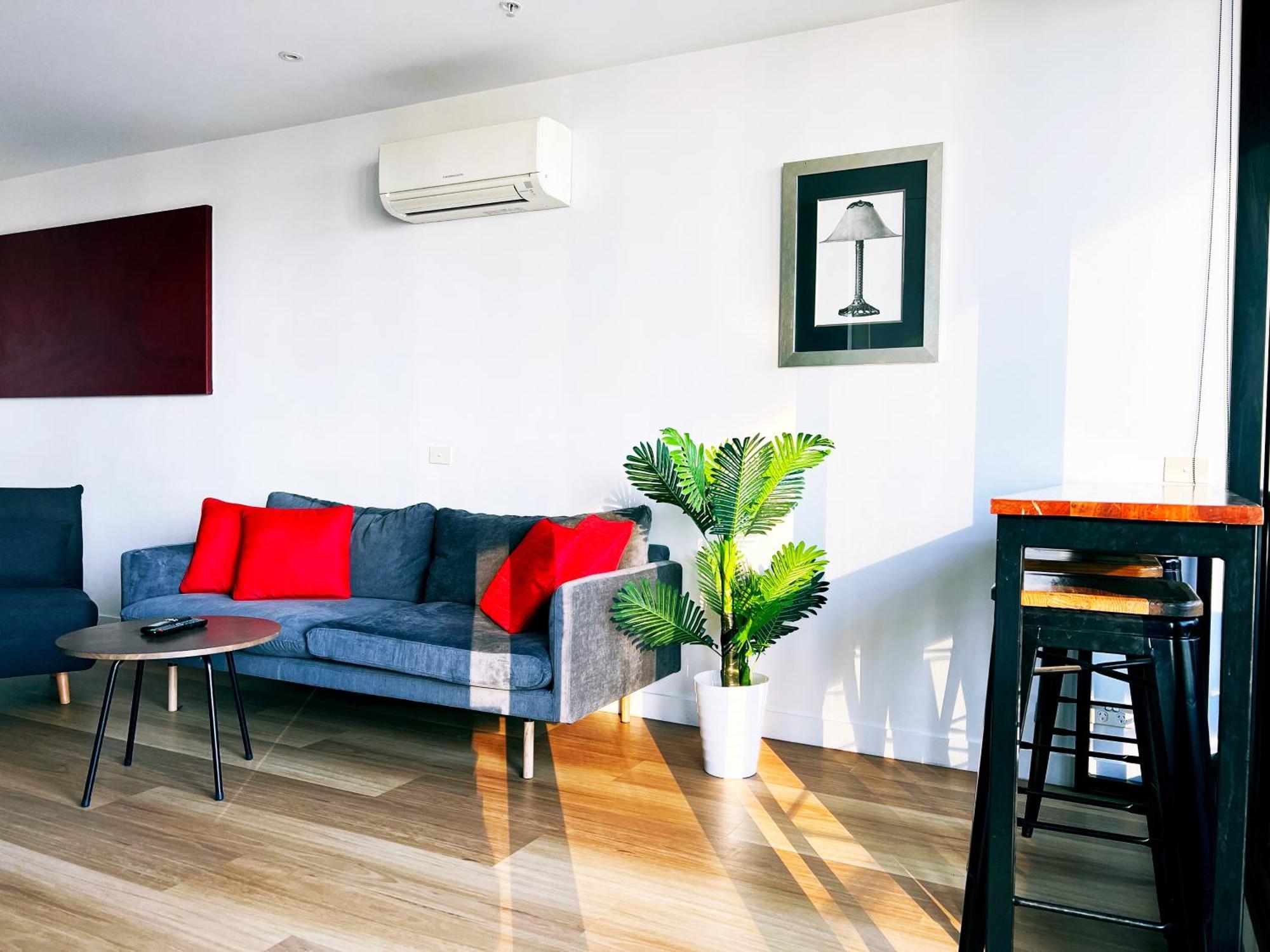 Aura On Flinders Serviced Apartments Melbourne Bagian luar foto